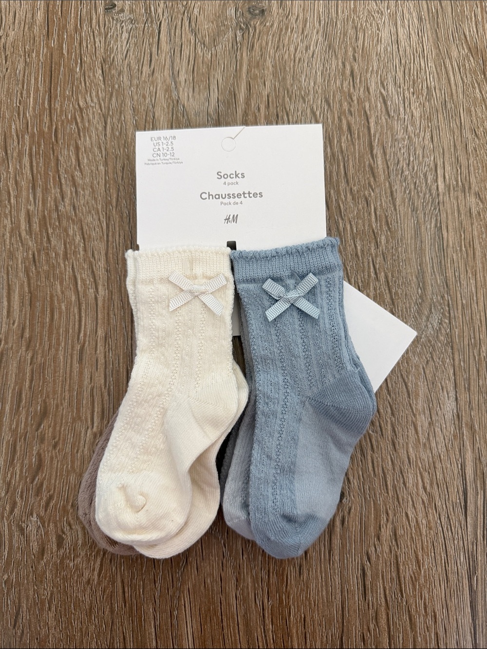 NWT / H&M Toddler Cream & Blue Bow Trim Socks - 4 Pack